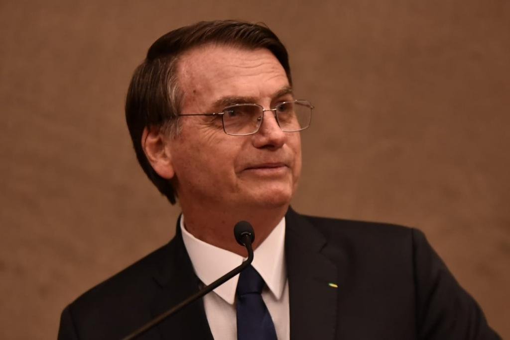https://jornalnoroeste.com/uploads/images/2019/01/bolsonaro-reune-ministros-para-tratar-de-temas-prioritarios-do-governo-bg-262-d85c5.jpeg