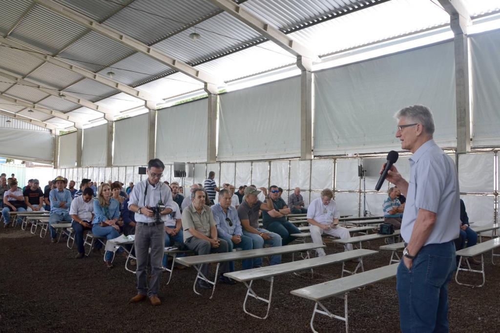 https://jornalnoroeste.com/uploads/images/2019/02/informacao-e-conhecimento-fazem-a-diferenca-no-agronegocio-bg-584-7d7c4.JPG