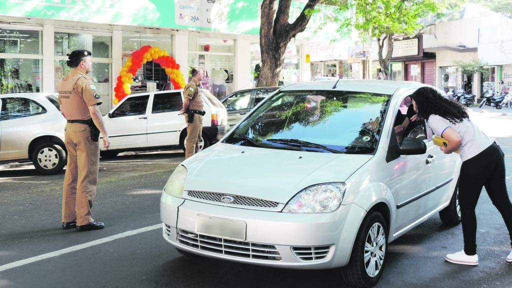 Nova Esperança encerra campanha de conscientização de trânsito com palestras nas escolas...