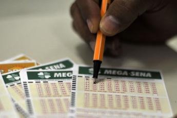 Mega-Sena acumula e vai pagar R$ 35 milhões no sábado