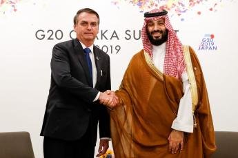 Bolsonaro assina acordos e diz que “Brasil tem mar de...