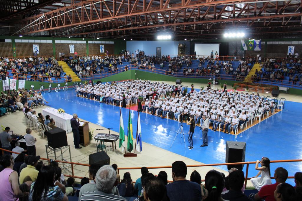 Nova Esperança: 320 alunos disseram não ao mundo das drogas nesta terça-feira