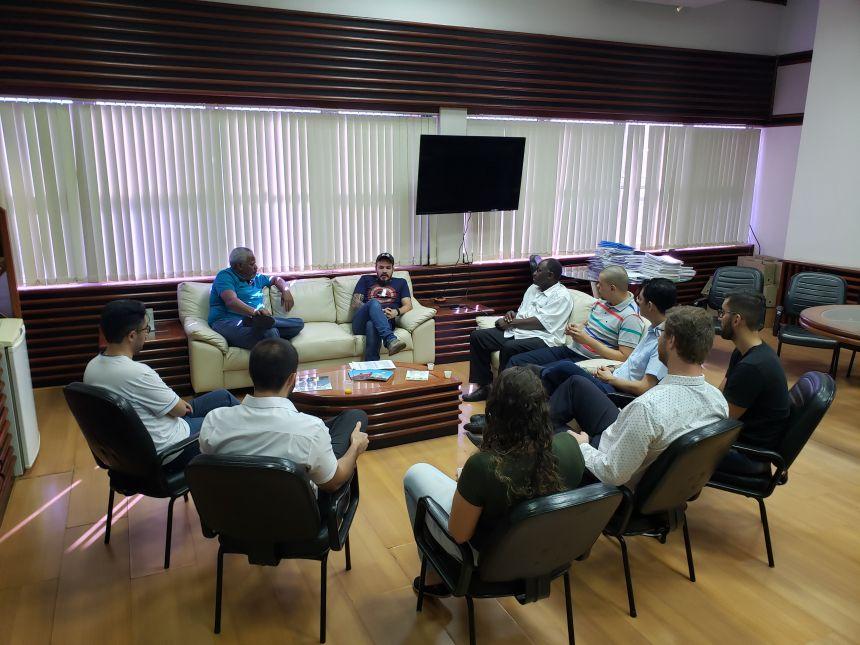Paranavaí: Município discute com vereadores e sindicato melhorias para servidores