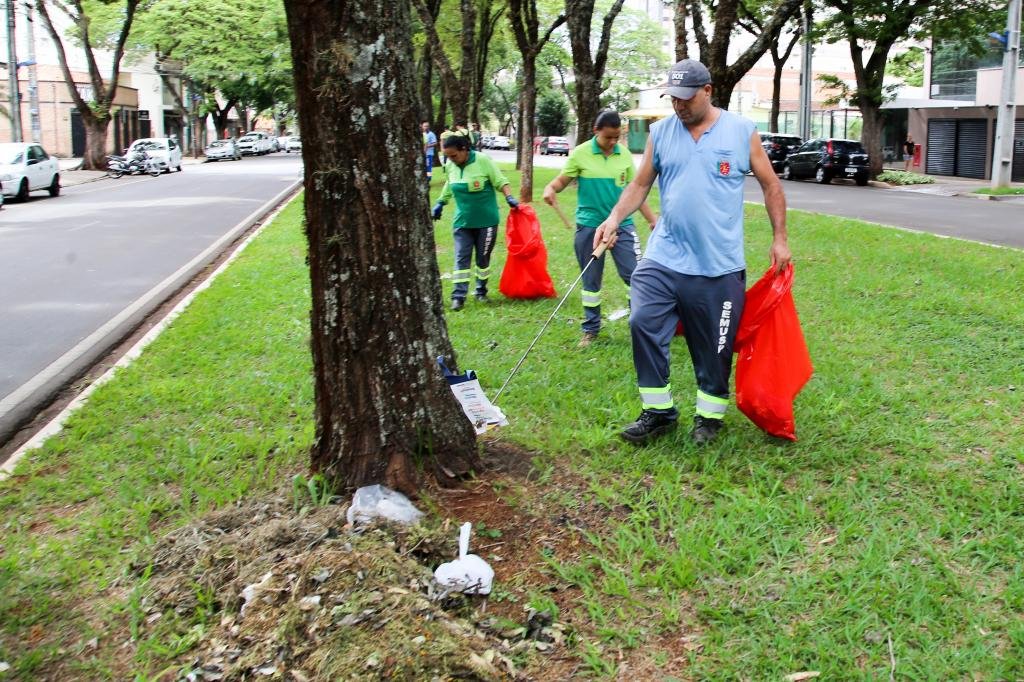 Operação de limpeza prepara cidade para Maringá Encantada