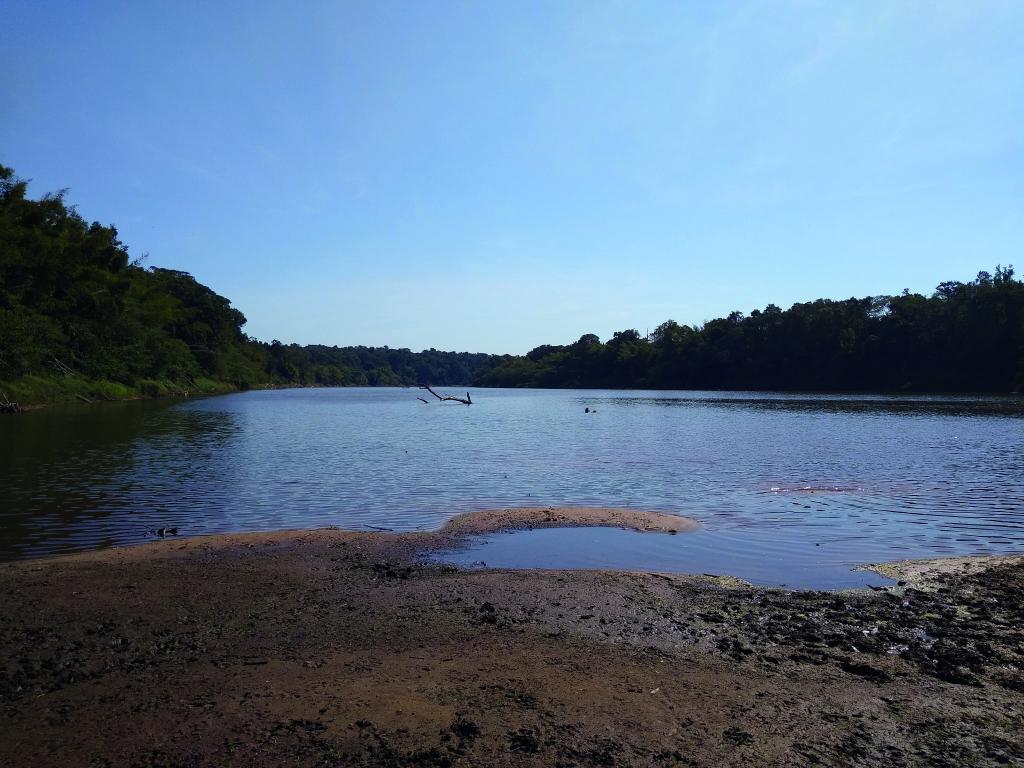 Nível do rio Ivaí no outono não é tão baixo desde 1982