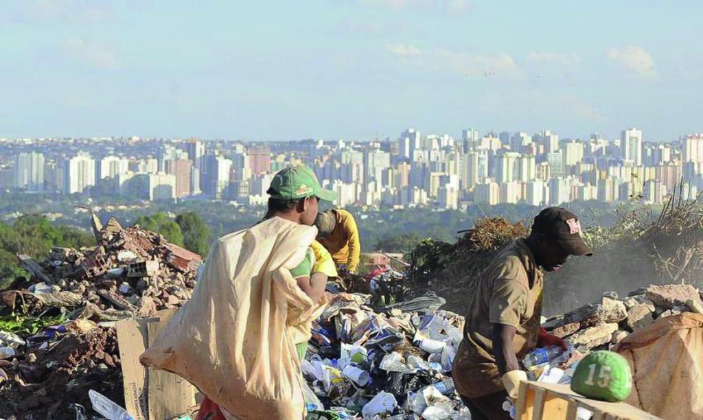 https://jornalnoroeste.com/uploads/images/2020/10/auxilio-emergencial-reduziu-a-pobreza-em-23-bg-2715-d7771.jpg