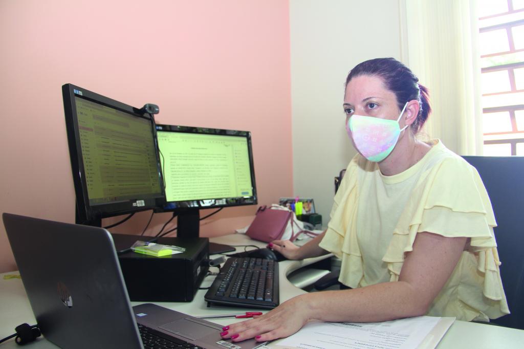 https://jornalnoroeste.com/uploads/images/2020/11/ministerio-publico-defende-a-retomada-das-aulas-presenciais-na-rede-municipal-de-ensino-bg-2853-a6712.JPG