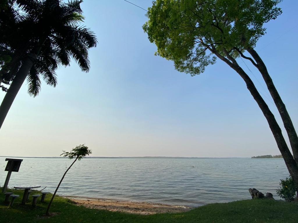 https://jornalnoroeste.com/uploads/images/2020/12/turismo-regional-terra-rica-e-suas-prainhas-de-agua-doce-bg-3037-c80a5.jpeg
