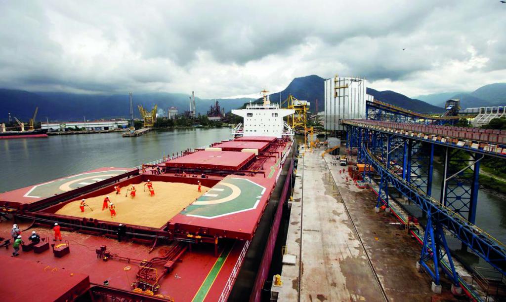 Brasil exportou US$ 50,23 bi a mais do que importou em 2020