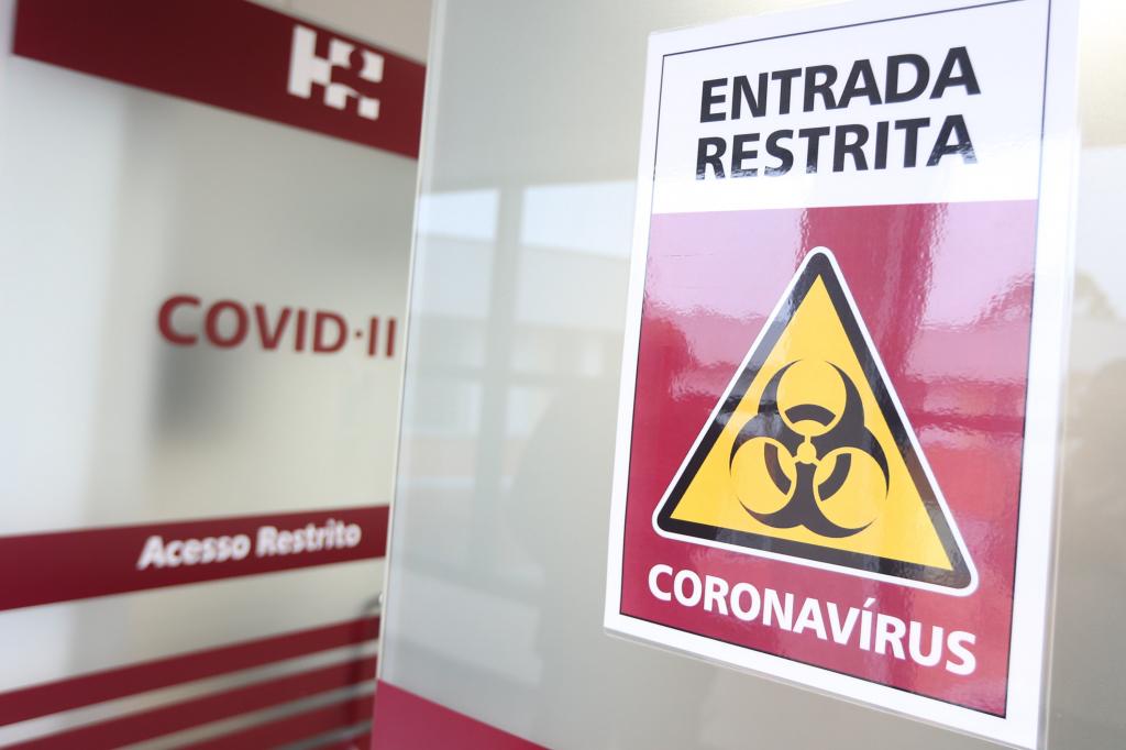 https://jornalnoroeste.com/uploads/images/2021/03/em-um-ano-coronavirus-infectou-6-5-da-populacao-paranaense-bg-3437-5235e.jpg