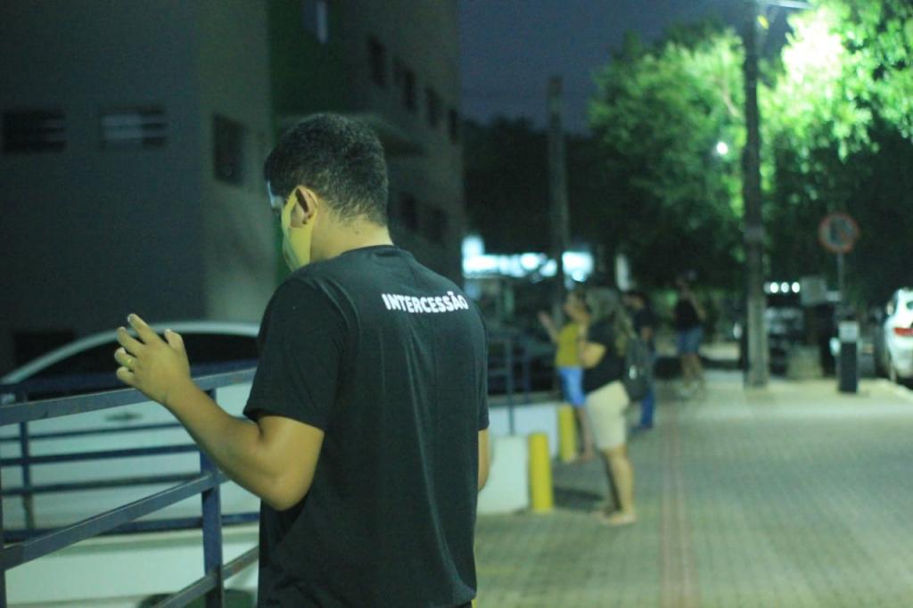 Lagoinha Paranavaí   promove ação fora das quatro paredes do templo