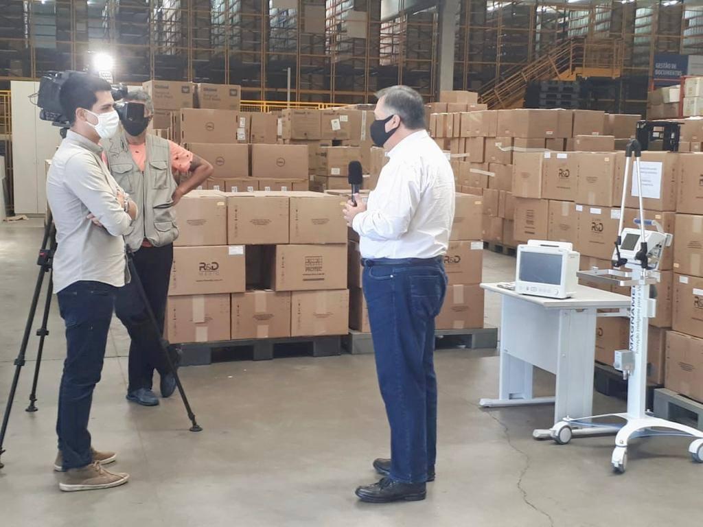 Supermercados paranaenses doam respiradores e monitores para UTI ao Governo do Estado