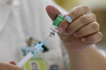 244,8 mil novas vacinas contra Covid-19 chegam ao Paraná nesta...