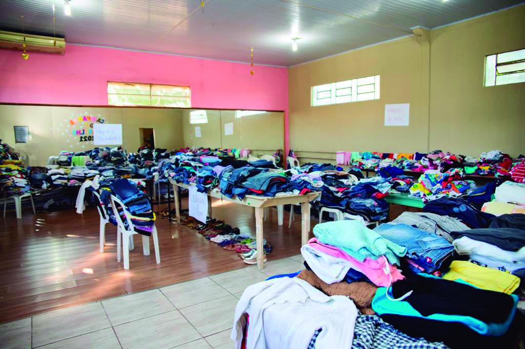 https://jornalnoroeste.com/uploads/images/2021/06/campanha-do-agasalho-aquece-paranacity-arrecada-mais-de-4-mil-pecas-bg-4085-2856c.jpeg