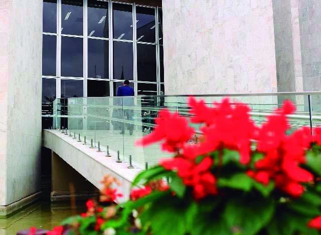 Município regulariza contas de 2016 e multas impostas a ex-prefeito são afastadas