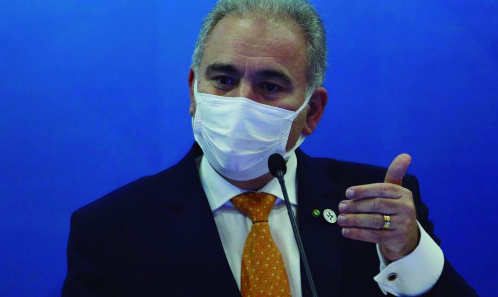 Covid-19: ministro destaca eventos adversos em adolescentes vacinados