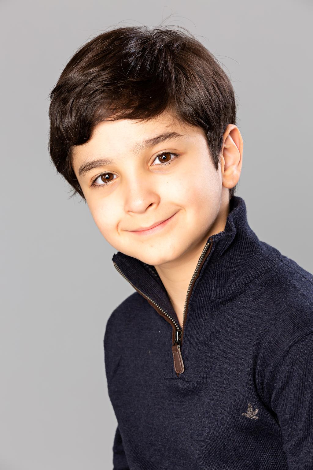 Menino de 8 anos de idade é uma das pessoas mais inteligentes...