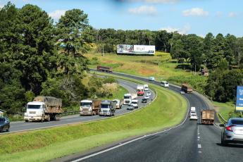 ANTT envia projeto da nova concessão de rodovias do Paraná...