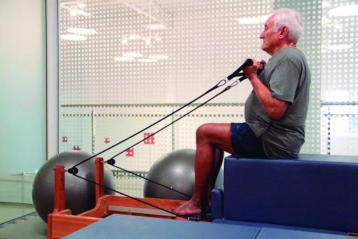 Pilates melhora equilíbrio e reduz perigo de quedas na terceira idade, aponta...