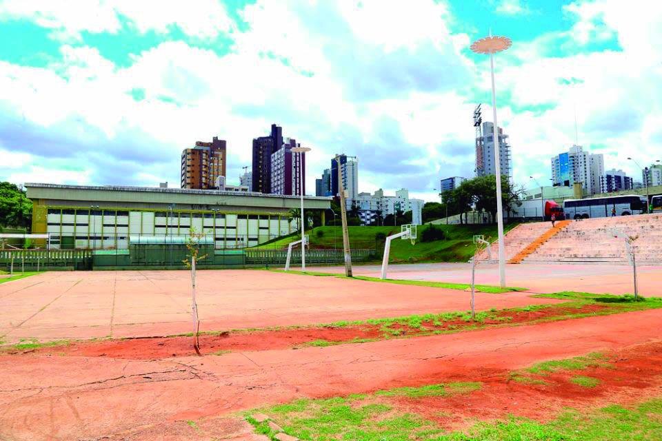 https://jornalnoroeste.com/uploads/images/2022/02/prefeitura-de-maringa-comecara-reforma-da-vila-olimpica-nos-proximos-dias-bg-5705-6c13a.jpg