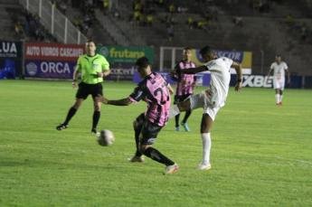 Maringá FC vence o Cascavel fora de casa e garante...