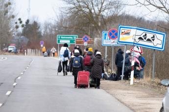 UniCuritiba oferece curso de português para refugiados da Ucrânia