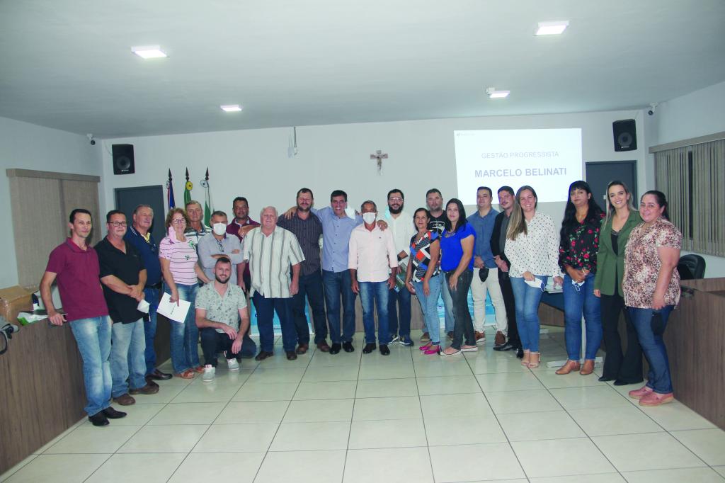 Prefeito de Londrina Marcelo Belinati ministra palestra em Pres. Castelo Branco e...