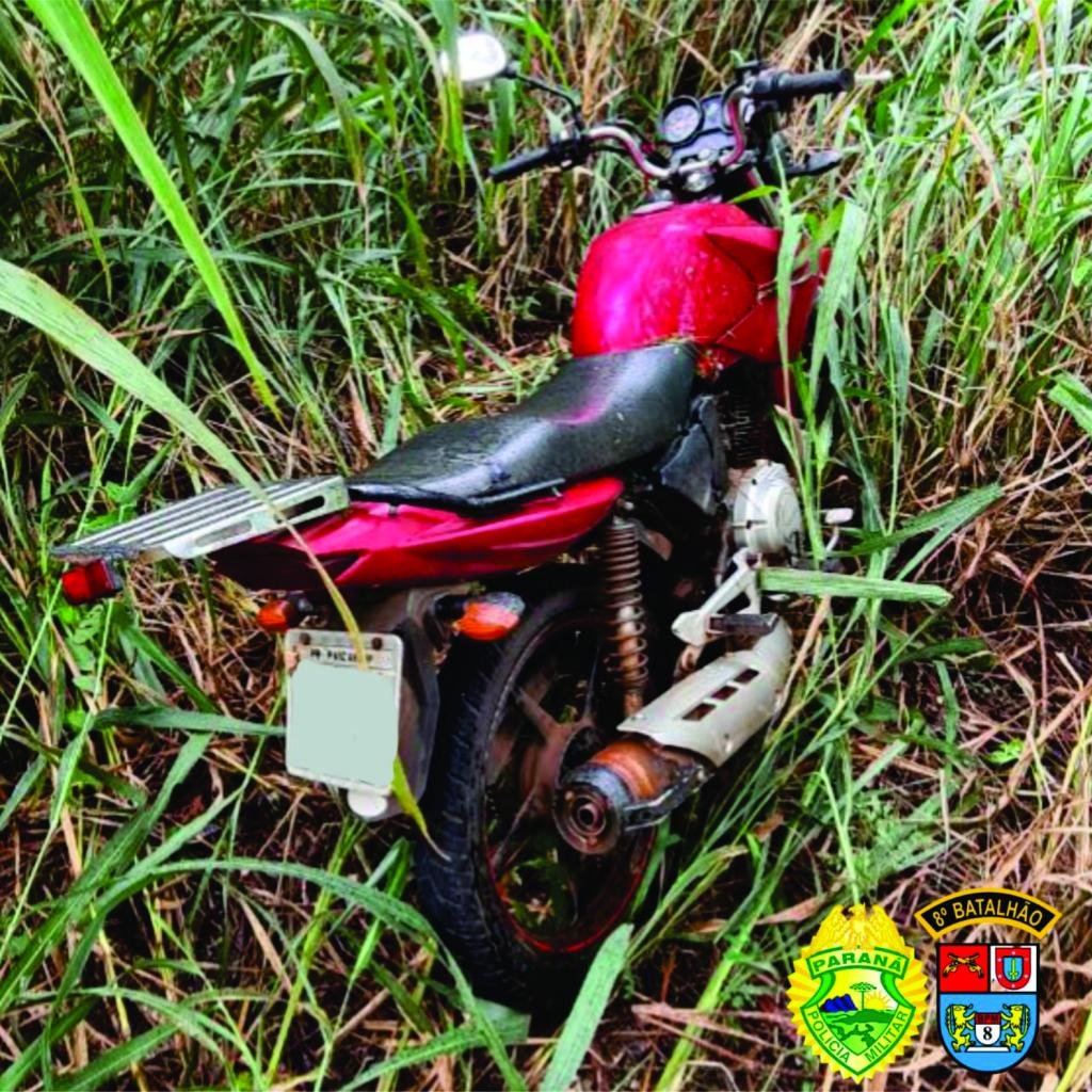 Motocicleta furtada em Maringá é encontrada em estrada rural de Nova Esperança