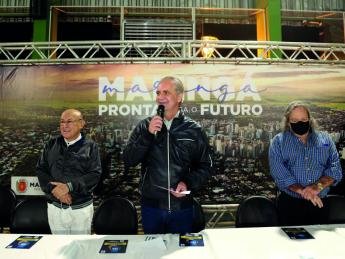 Maringá: 'Prefeitura na Rua' reúne 300 pessoas e recebe 100...