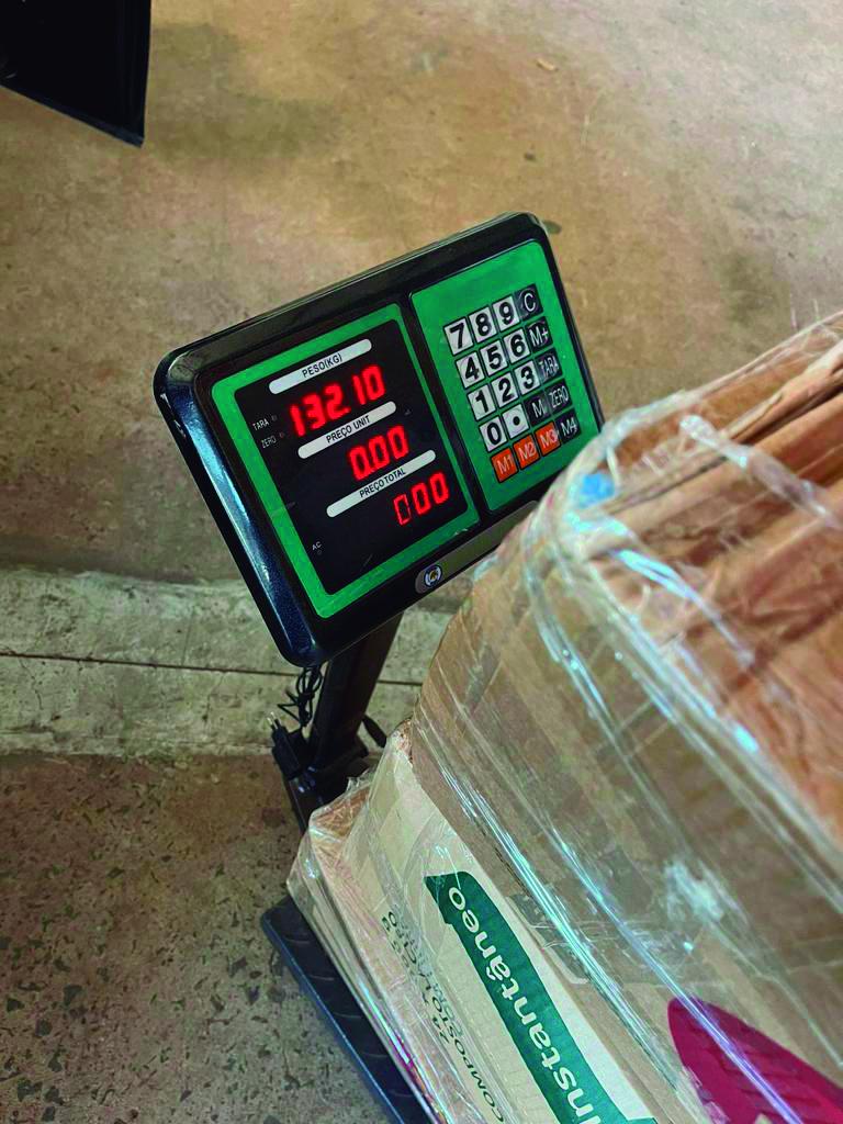 Receita Federal intercepta 132kg de maconha na PR 317