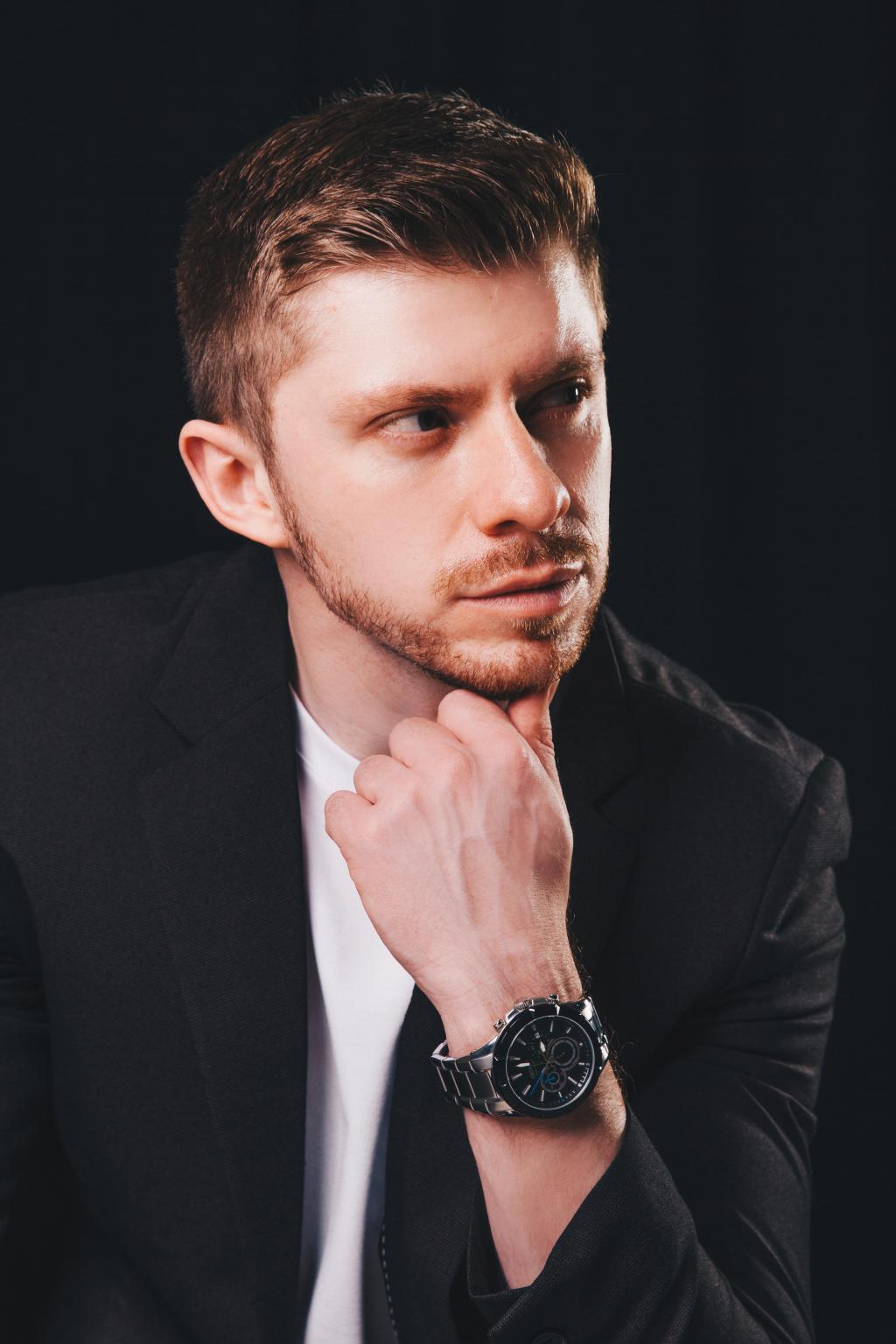 Filósofo Alexandro Gruber reúne em novo livro lições para quem deseja ressignificar...