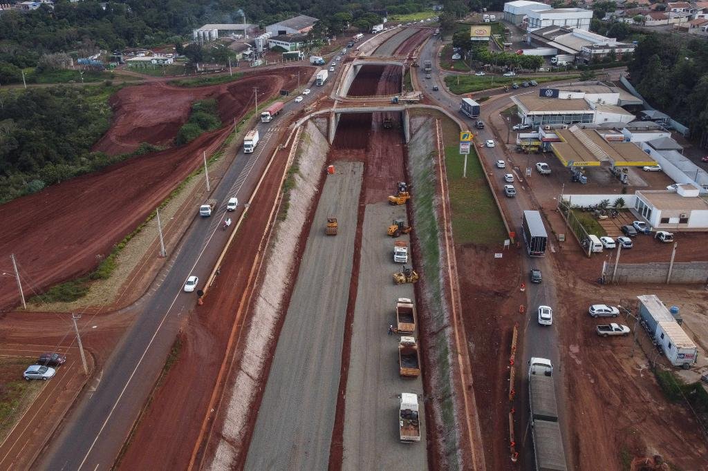 Governo do Paraná investiu R$ 950 milhões em obras rodoviárias ao longo...