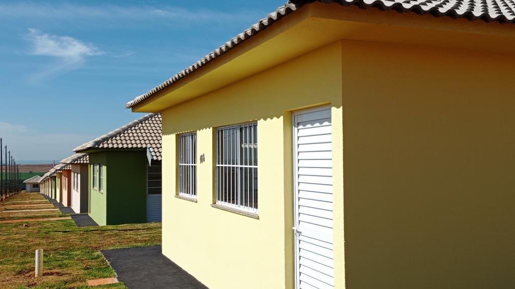Governador Ratinho Jr estará nesta quinta em Atalaia para entregar 60 residências...