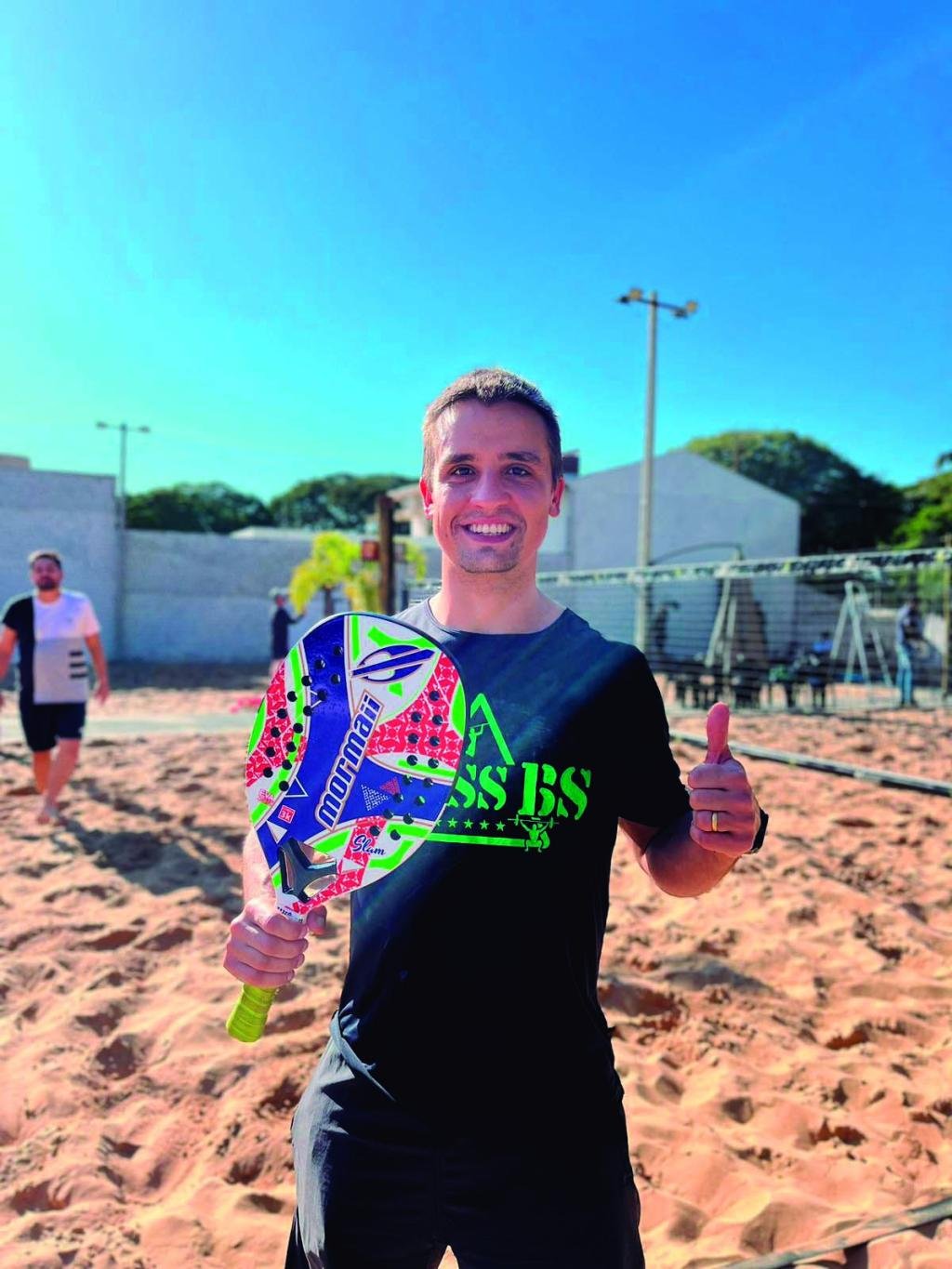 Pés na areia: beach tennis vira esporte da vez e conquista cada vez mais  adeptos na Serra