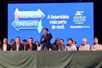Deputados voltam de Paranaguá com mais de 150 demandas