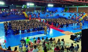 Nova Esperança: 338 alunos do município disseram não ao mundo...