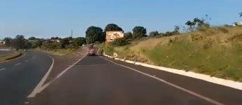 PRF recupera veículo roubado carregado com maconha em Mandaguaçu; perseguição...