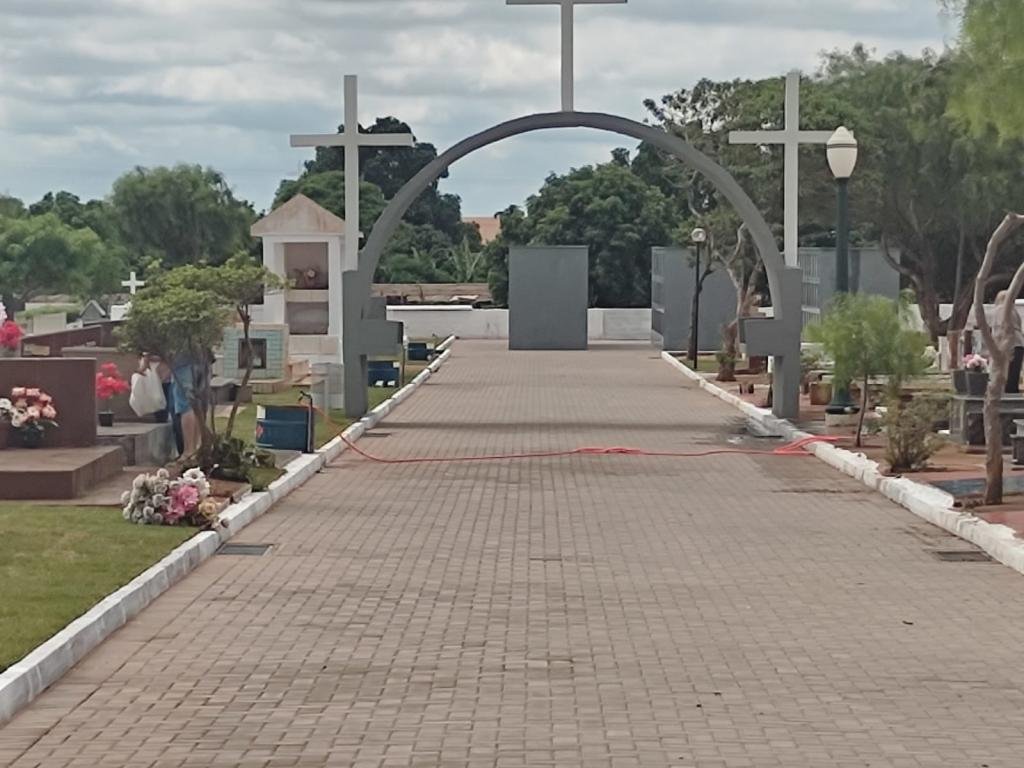 Revitalização e Ossuário do Cemitério Municipal de Florai serão entregues nesta quarta...