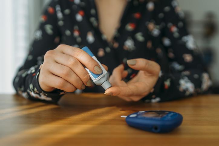 Entenda agora qual é a relação entre diabetes e varizes