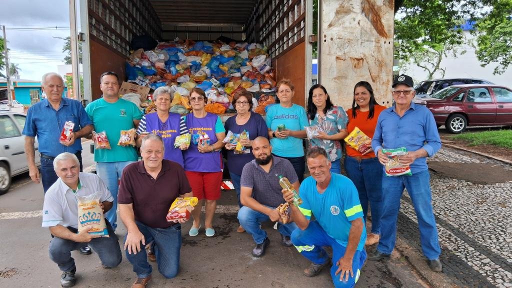 Solidariedade: Alimentos arrecadados no Nova Esperança Rodeio são entregues às entidades assistenciais...