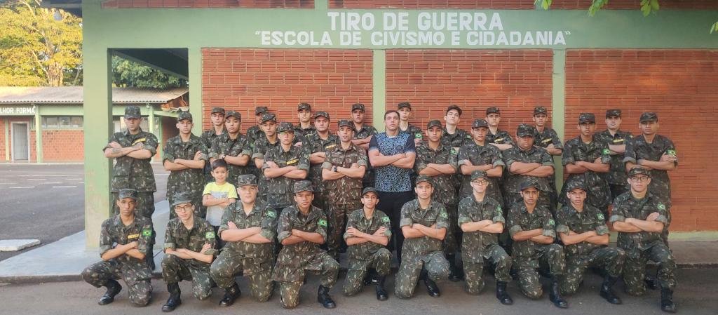 Tiro de Guerra de Nova Esperança recebe palestra sobre Educação...