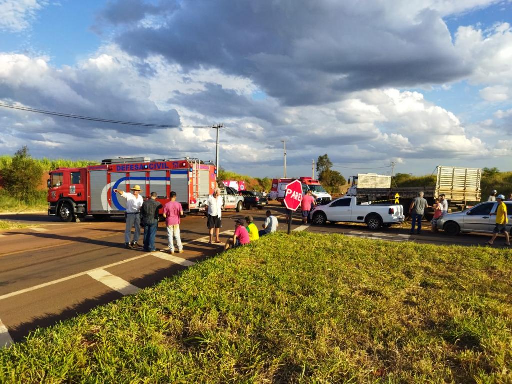 Grave acidente na PR-464 deixa cinco feridos, incluindo duas crianças;  Defesa...