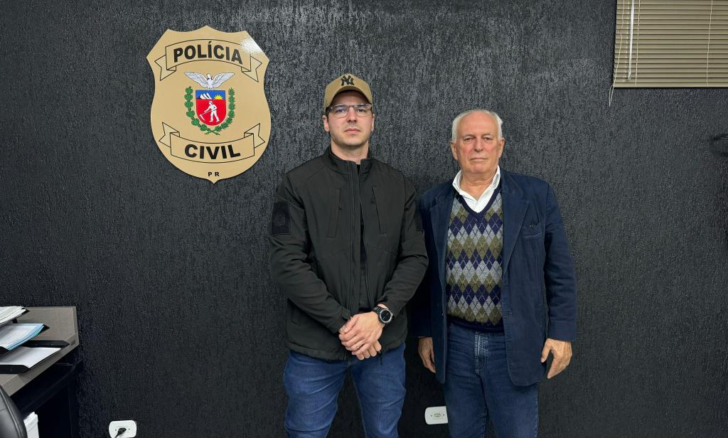 Delegado atualiza o Prefeito sobre o andamento das investigações sobre mensagens anônimas...