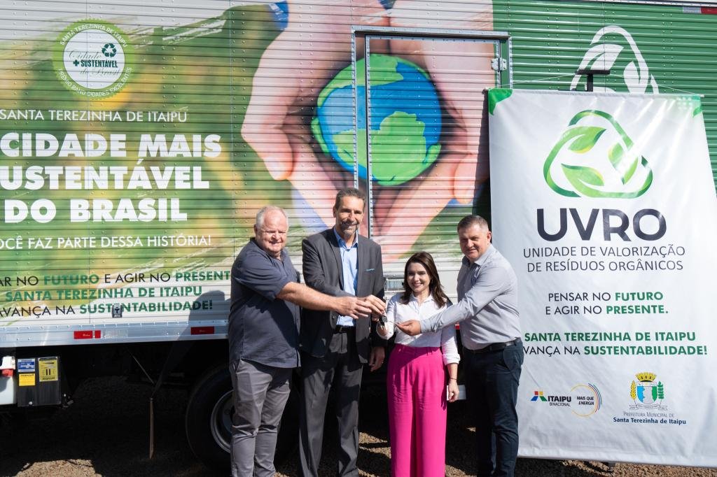 Itaipu entrega equipamentos para futura Unidade de Valorização de Resíduos...