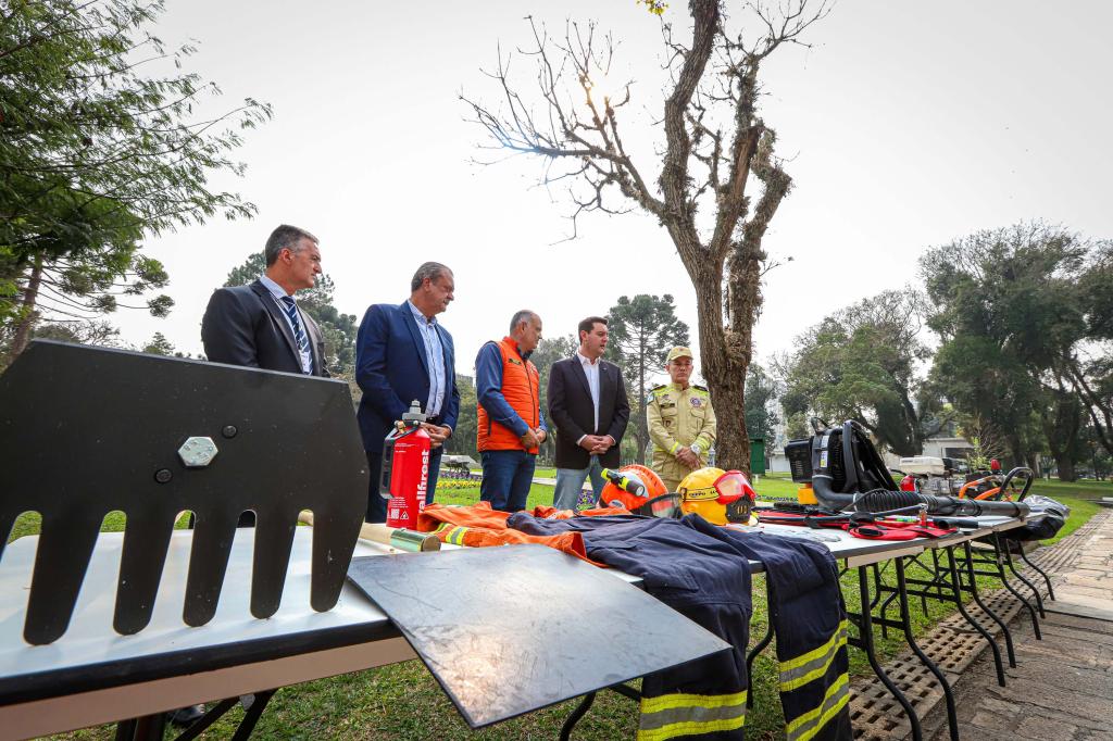 Força-tarefa: Estado anuncia 500 brigadistas e R$ 24 milhões para combater incêndios