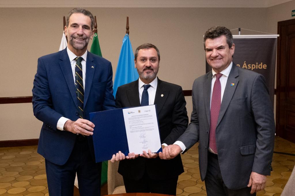 Itaipu assina convênios com Polícia Federal e Itaipu Parquetec para ampliar combate...