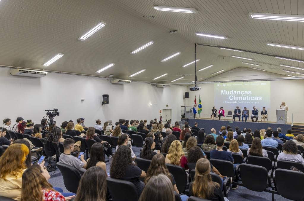 Itaipu e Itaipu Parquetec lançam curso sobre Mudanças Climáticas