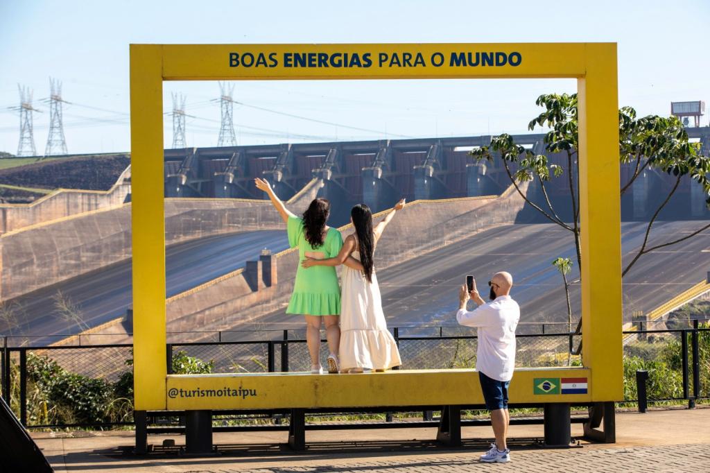 Turismo da Itaipu prepara operação especial para o Dia das...