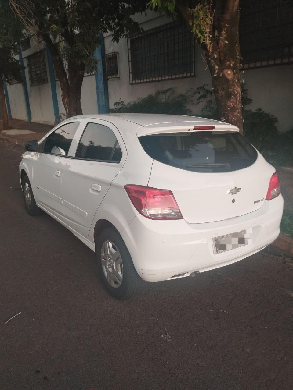 Veículo furtado em Maringá é recuperado pela Polícia Militar em Nova Esperança