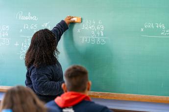 500 vagas: Secretaria da Educação publica edital do novo PSS...